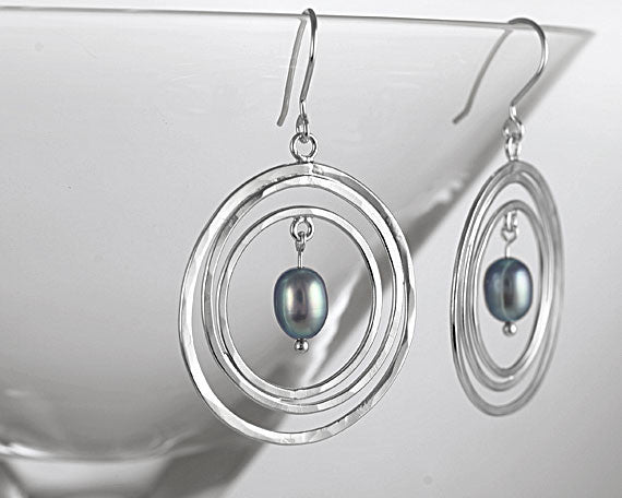 Sterling Silver Modern Pearl Earrings Peacock Gray